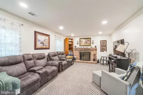 13102 Foxhall Dr, Silver Spring, MD 20906 photo 14
