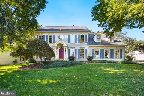 12916 Buckeye Dr, Darnestown, MD 20878