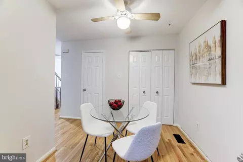 Dining - 14913 Carriage Square Dr, Silver Spring, MD 20906 photo 2 of 4