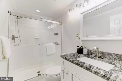 Bath - 14913 Carriage Square Dr, Silver Spring, MD 20906 photo 2 of 3