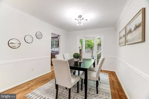 Dining - 14913 Carriage Square Dr, Silver Spring, MD 20906 photo 3 of 4