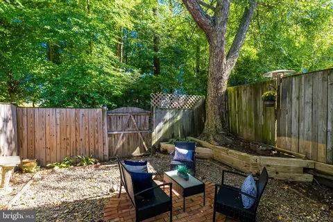 Exterior - 14913 Carriage Square Dr, Silver Spring, MD 20906 photo 2 of 2