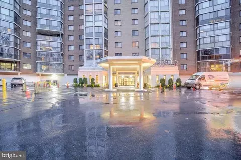 15107 Interlachen Dr #2-918, Silver Spring, MD 20906
