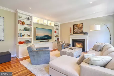 9011 1st Ave, Silver Spring, MD 20910 photo 14