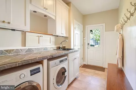 9011 1st Ave, Silver Spring, MD 20910 photo 15