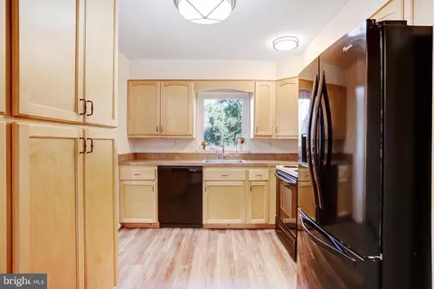 1016 Tanley Rd, Silver Spring, MD 20904 photo 7