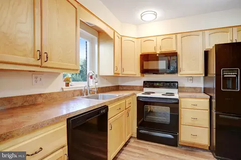 1016 Tanley Rd, Silver Spring, MD 20904 photo 6