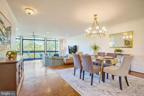 4990 Sentinel Dr #16-506, Bethesda, MD 20816
