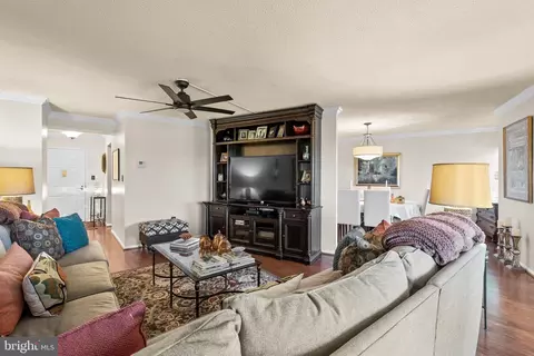 15107 Interlachen Dr #818, Silver Spring, MD 20906 photo 10