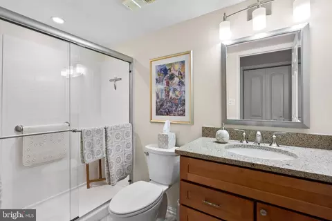 15107 Interlachen Dr #818, Silver Spring, MD 20906 photo 27