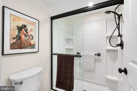 15107 Interlachen Dr #818, Silver Spring, MD 20906 photo 24