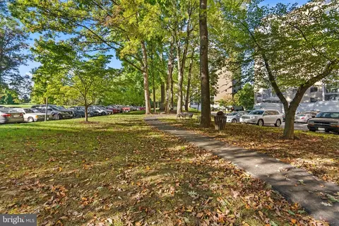 15107 Interlachen Dr #818, Silver Spring, MD 20906 photo 39