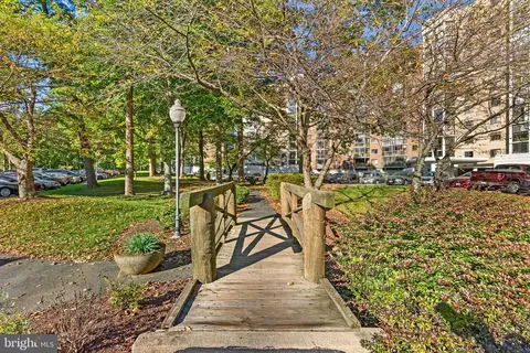 15107 Interlachen Dr #818, Silver Spring, MD 20906 photo 37