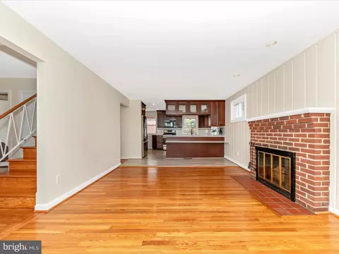 Living - 12300 Connecticut Ave, Silver Spring, MD 20906 photo 4 of 10