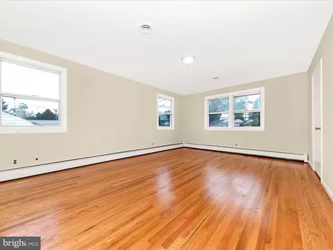 Living - 12300 Connecticut Ave, Silver Spring, MD 20906 photo 7 of 10