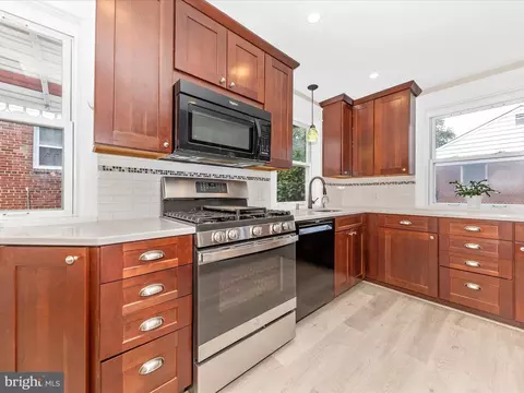 Kitchen - 12300 Connecticut Ave, Silver Spring, MD 20906 photo 5 of 7