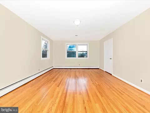 Living - 12300 Connecticut Ave, Silver Spring, MD 20906 photo 9 of 10