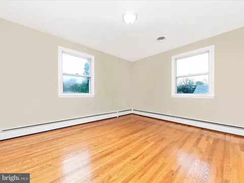 Bedroom - 12300 Connecticut Ave, Silver Spring, MD 20906 photo 9 of 10