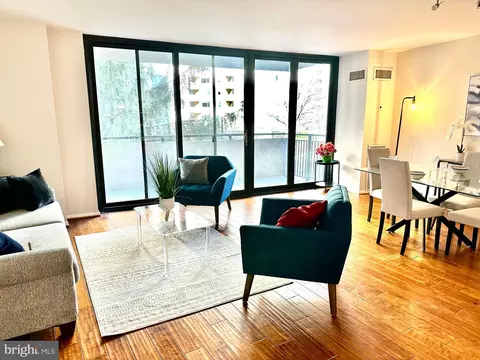 4620 N Park Ave #510E, Chevy Chase, MD 20815