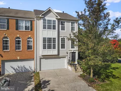 1 Inkberry Cir, Gaithersburg, MD 20877