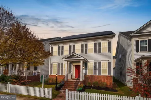 22774 Sweetspire Dr, Clarksburg, MD 20871