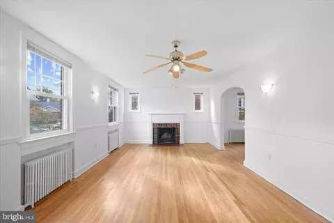 833 Gist Ave, Silver Spring, MD 20910 photo 2