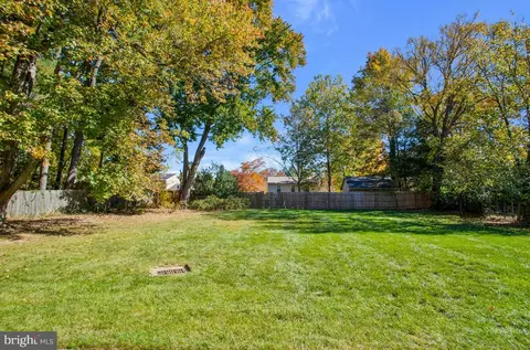 Exterior - 14405 Cantrell Rd, Silver Spring, MD 20905 photo 6 of 7