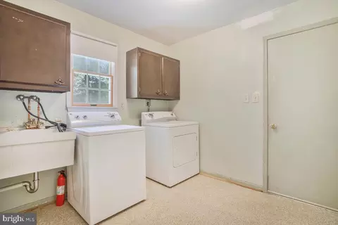 Other - 14405 Cantrell Rd, Silver Spring, MD 20905 photo 7 of 8