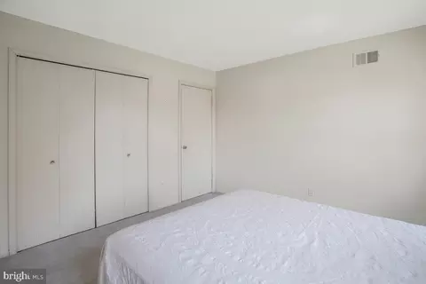 Bedroom - 14405 Cantrell Rd, Silver Spring, MD 20905 photo 1 of 10