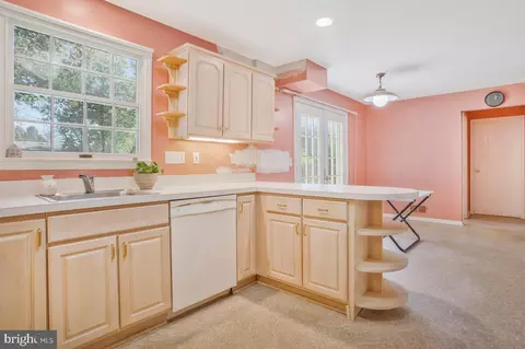 Kitchen - 14405 Cantrell Rd, Silver Spring, MD 20905 photo 4 of 4