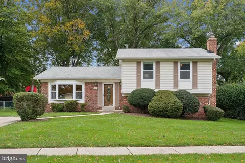 4406 Bestor Dr, Rockville, MD 20853