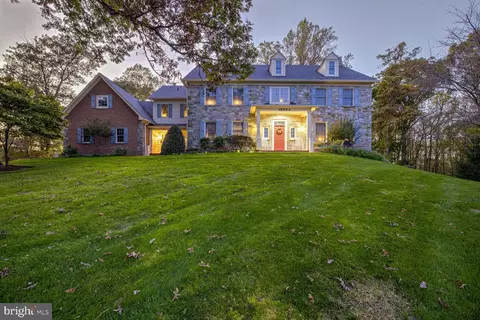 Exterior - 18924 Celebrity Ln, Sandy Spring, MD 20860 photo 14 of 20