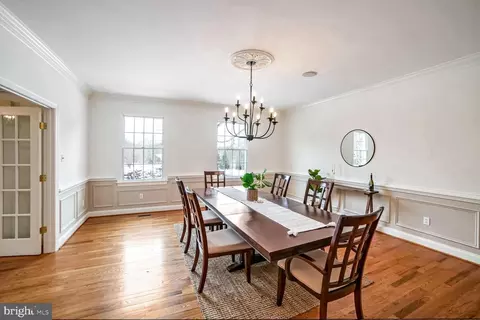 Dining - 18924 Celebrity Ln, Sandy Spring, MD 20860 photo 2 of 4