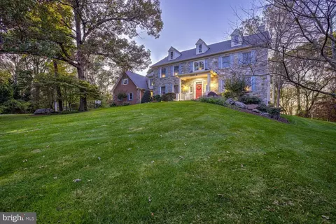 Exterior - 18924 Celebrity Ln, Sandy Spring, MD 20860 photo 13 of 20