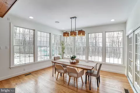 Dining - 18924 Celebrity Ln, Sandy Spring, MD 20860 photo 4 of 4