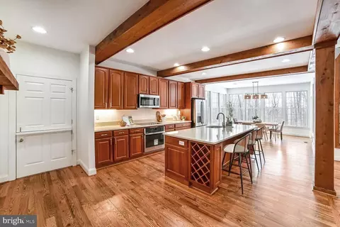 Kitchen - 18924 Celebrity Ln, Sandy Spring, MD 20860 photo 2 of 3