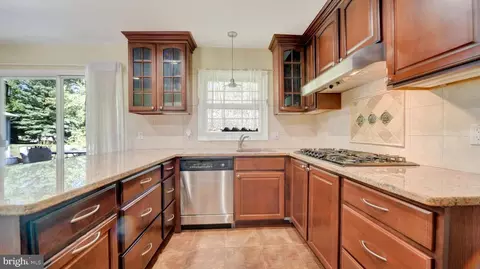 2705 Bellmawr Ct, Silver Spring, MD 20906 photo 11