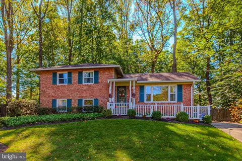 13901 Shippers Ln, Rockville, MD 20853