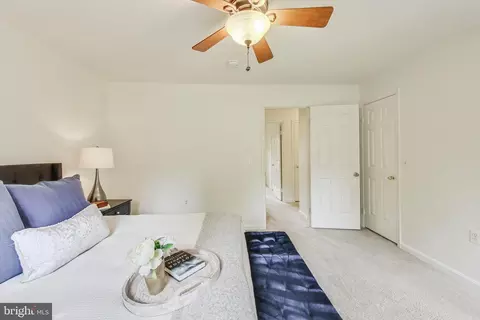 211 E Deer Park Dr, Gaithersburg, MD 20877 photo 22