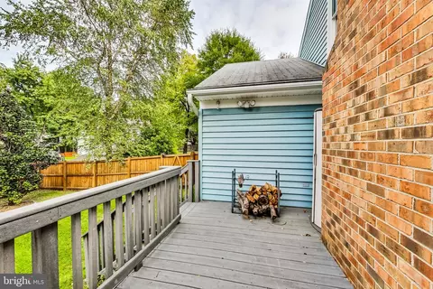 211 E Deer Park Dr, Gaithersburg, MD 20877 photo 36