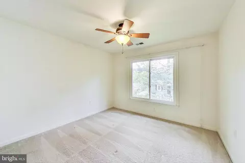 211 E Deer Park Dr, Gaithersburg, MD 20877 photo 25