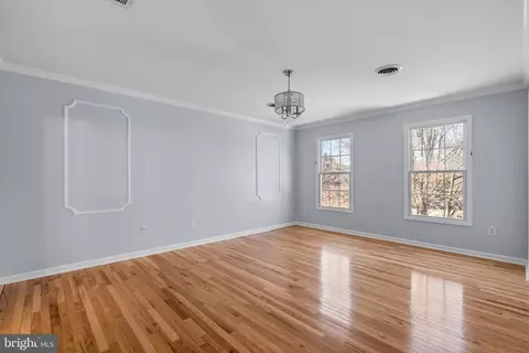 1117 Cresthaven Dr, Silver Spring, MD 20903 photo 22
