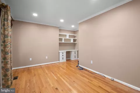 1117 Cresthaven Dr, Silver Spring, MD 20903 photo 4