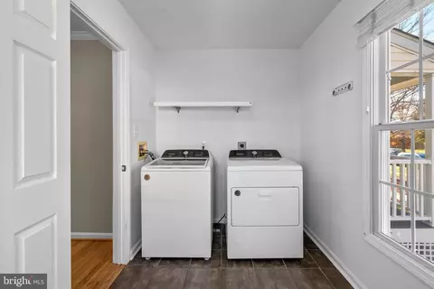 1117 Cresthaven Dr, Silver Spring, MD 20903 photo 20