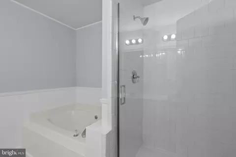1117 Cresthaven Dr, Silver Spring, MD 20903 photo 25