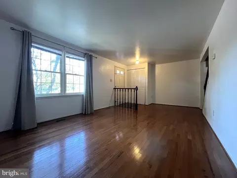 13223 Black Walnut Ct, Silver Spring, MD 20906 photo 5