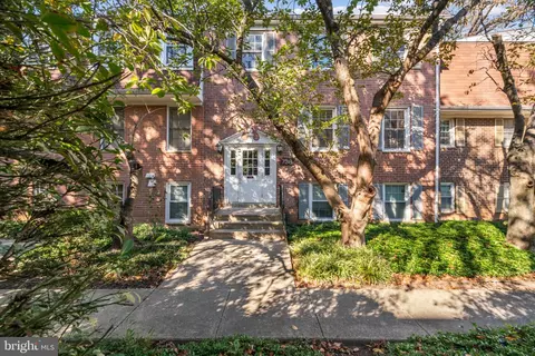 738 Quince Orchard Blvd #102, Gaithersburg, MD 20878