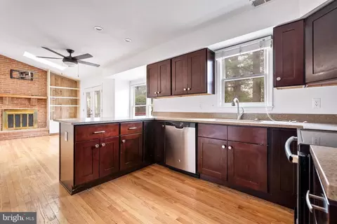 14900 Bristol Hill Ln, Silver Spring, MD 20906 photo 7