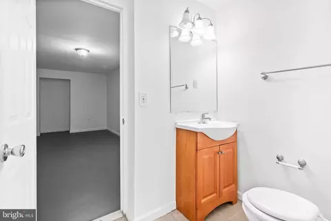 14900 Bristol Hill Ln, Silver Spring, MD 20906 photo 32