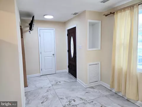 Entry Way - 17423 Hughes Rd, Poolesville, MD 20837 photo 1 of 4